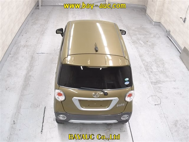 DAIHATSU CAST