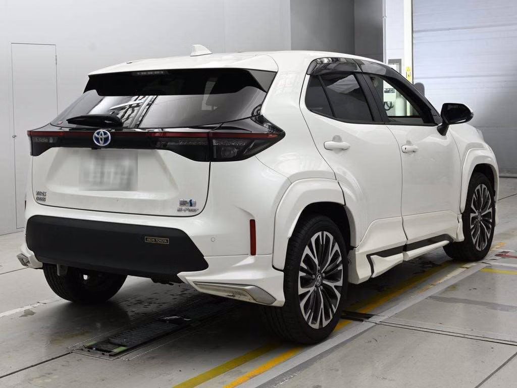 TOYOTA YARIS CROSS
