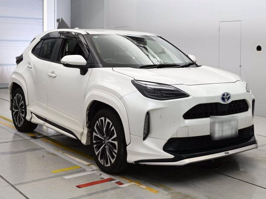 TOYOTA YARIS CROSS