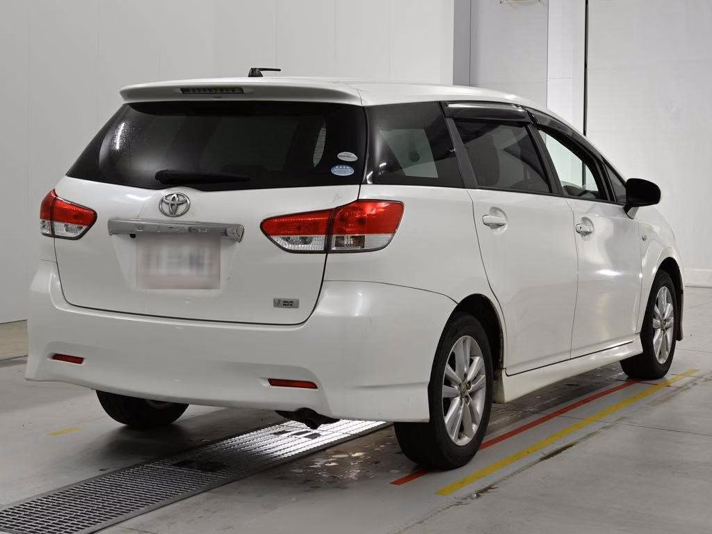 TOYOTA WISH
