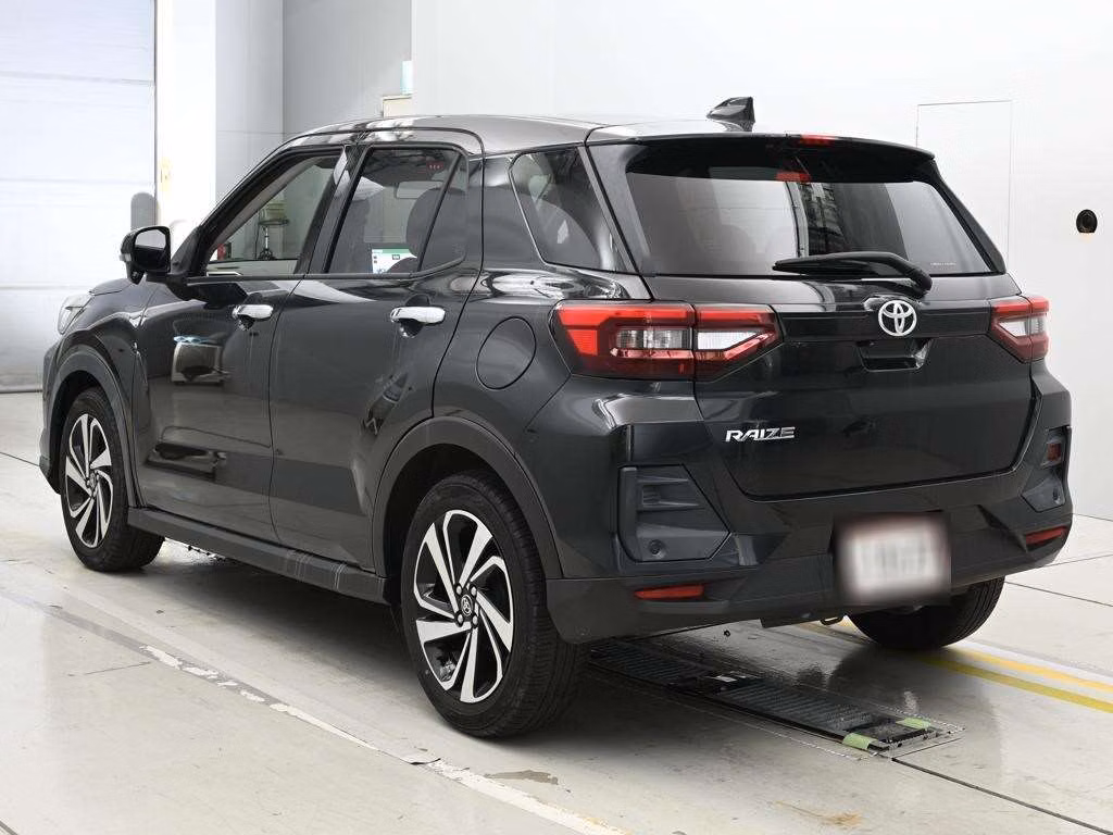 TOYOTA RAIZE