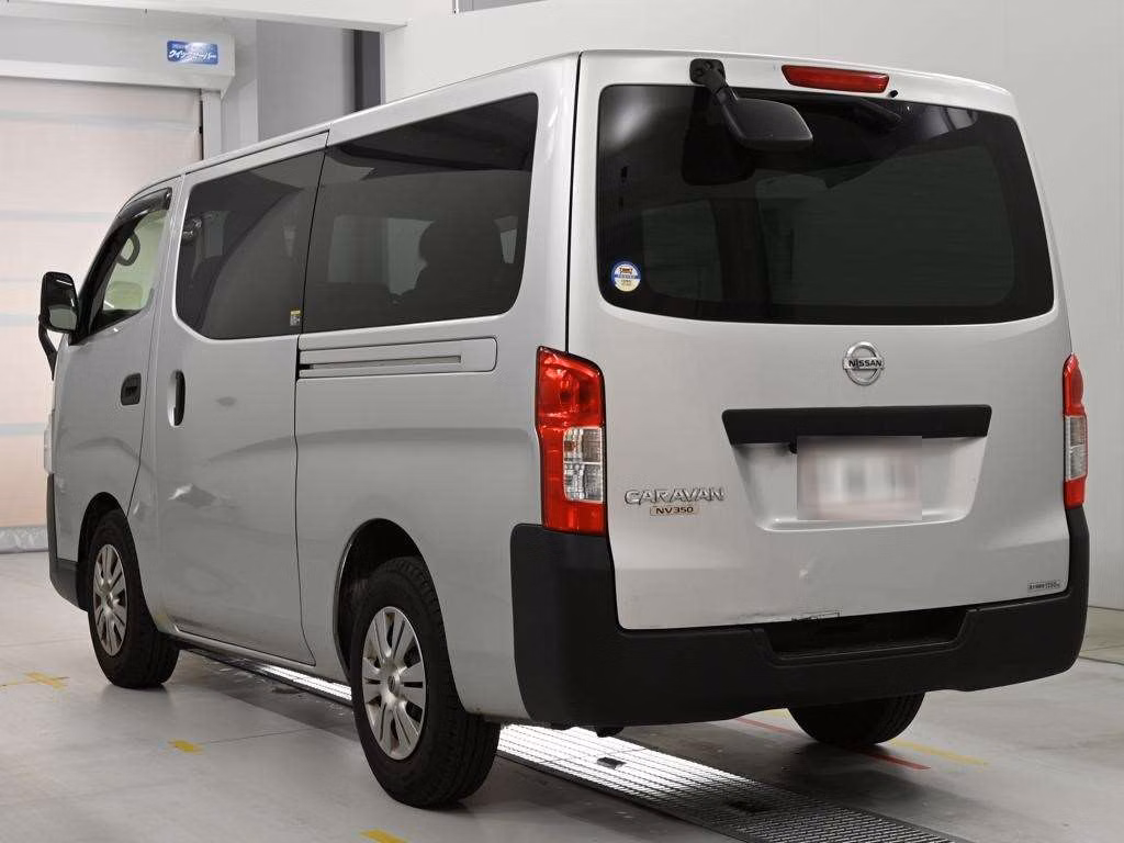 NISSAN NV350 CARAVAN
