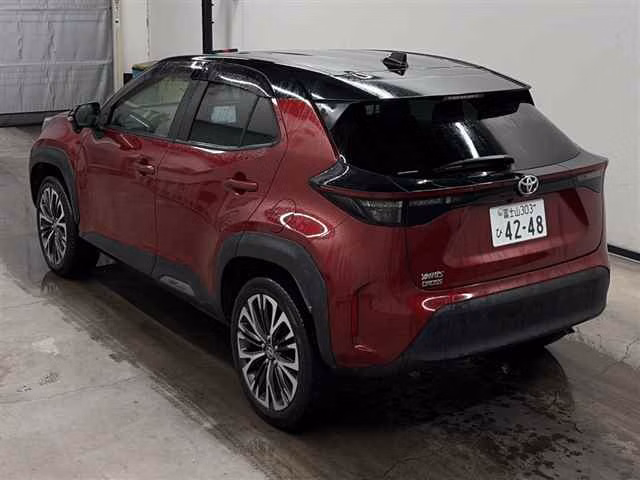 TOYOTA YARIS CROSS