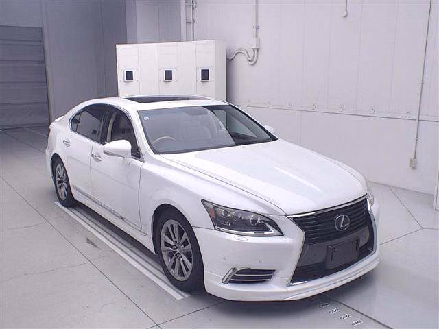 Lexus LS460