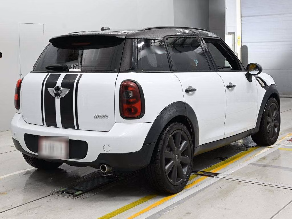 MINI CROSSOVER