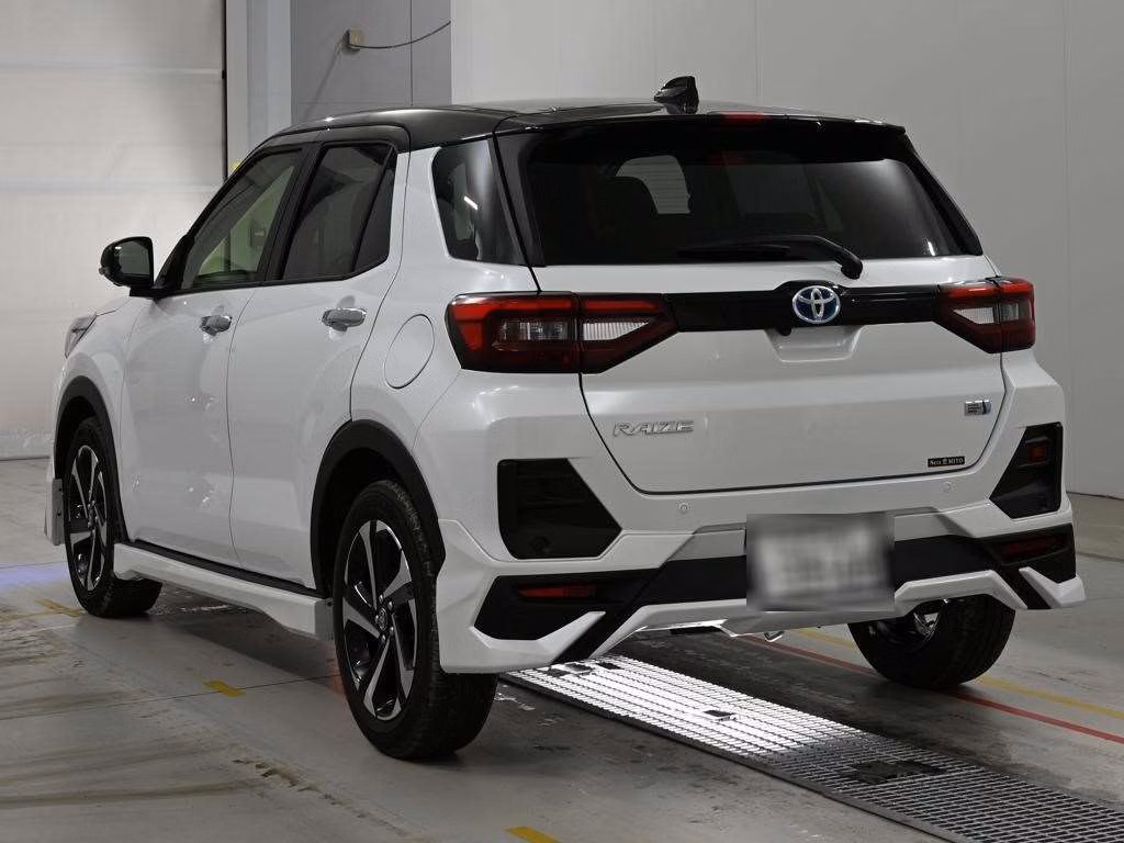 TOYOTA RAIZE