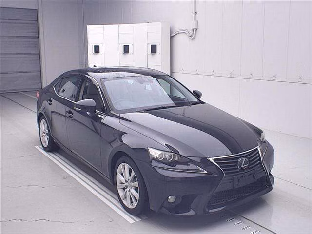 Lexus IS300h