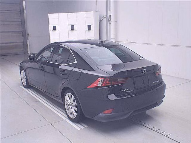 Lexus IS300h