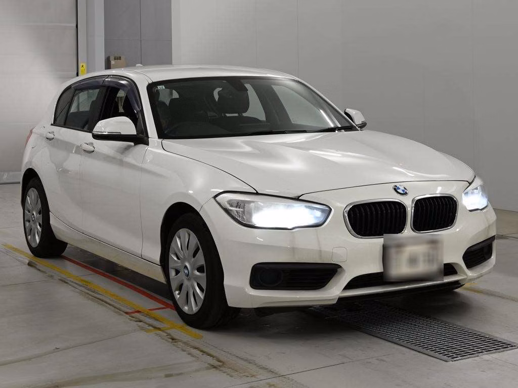BMW 1-SERIES