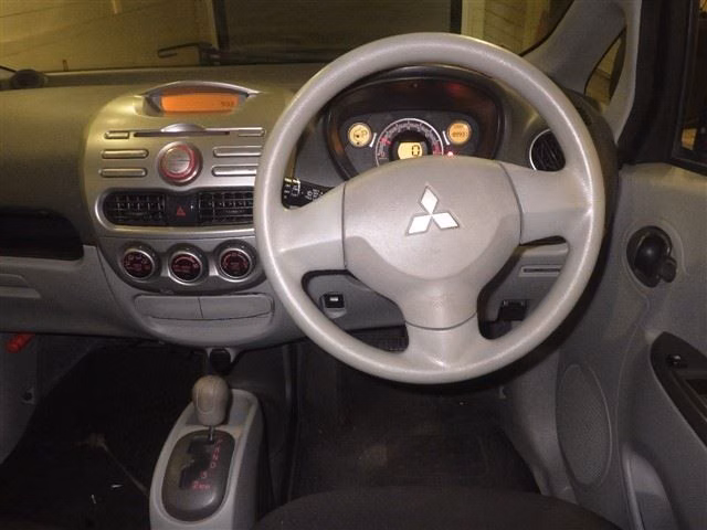 MITSUBISHI I