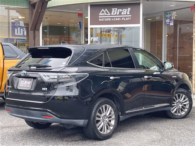 TOYOTA HARRIER