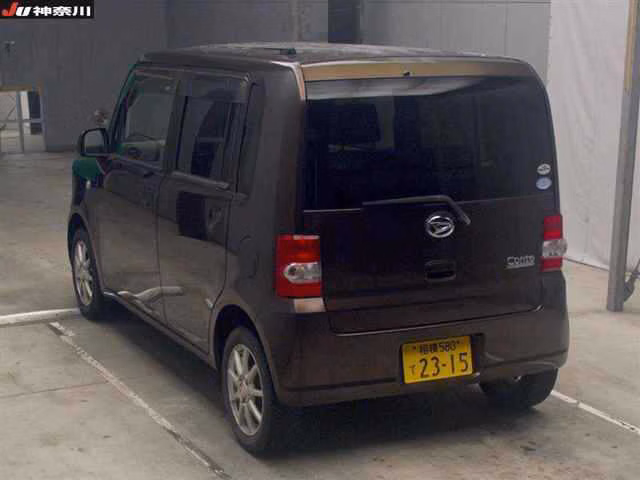 DAIHATSU MOVE CONTE