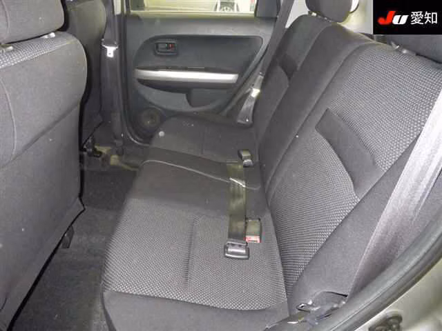 TOYOTA IST