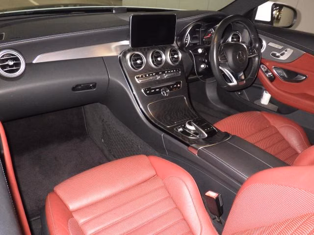 MERCEDES-BENZ C-CLASS