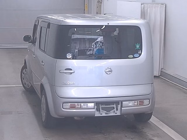 NISSAN CUBE