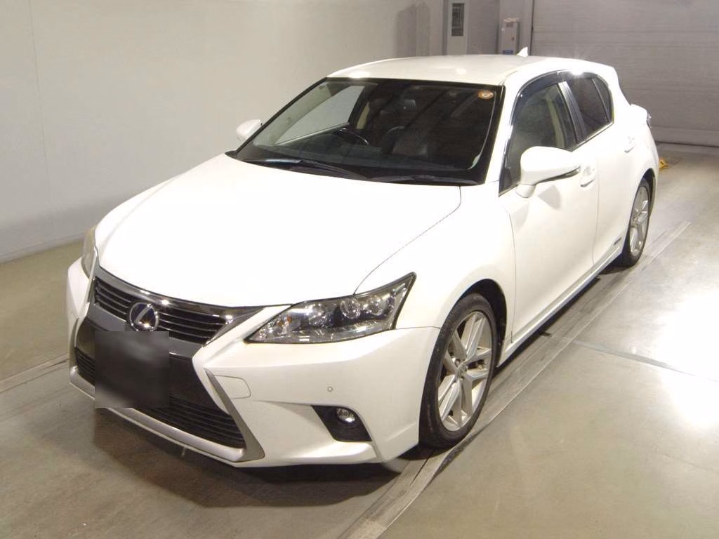 Lexus CT200h