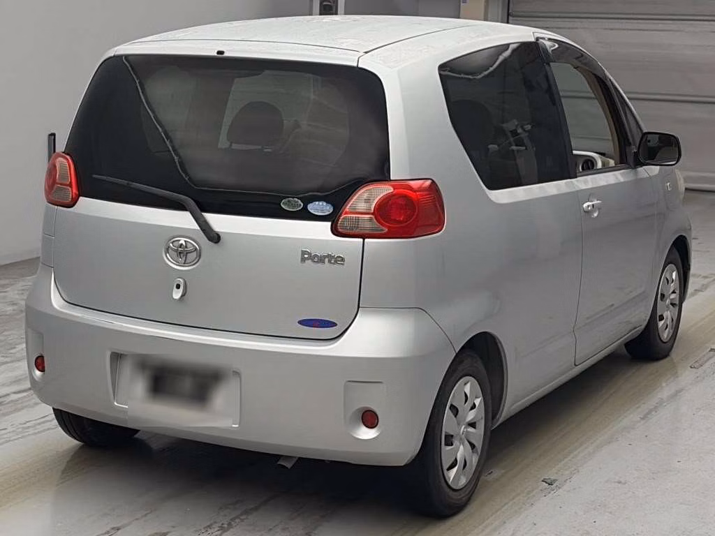 TOYOTA PORTE