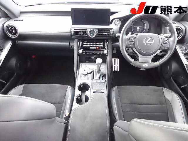 Lexus IS500