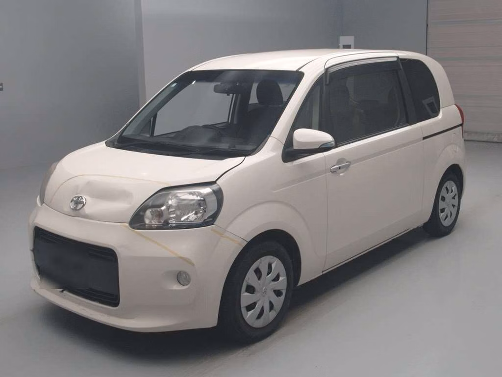 TOYOTA PORTE