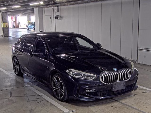 BMW 1-SERIES