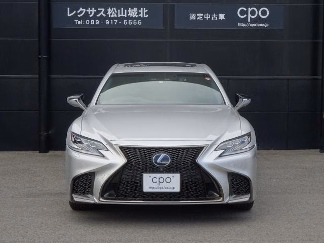 Lexus LS500h