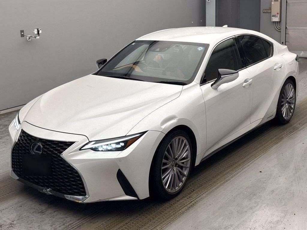 LEXUS IS300H