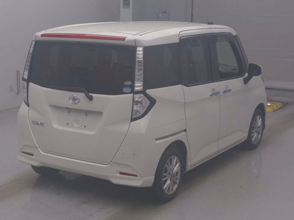 TOYOTA TANK
