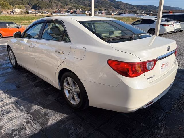 TOYOTA MARK X