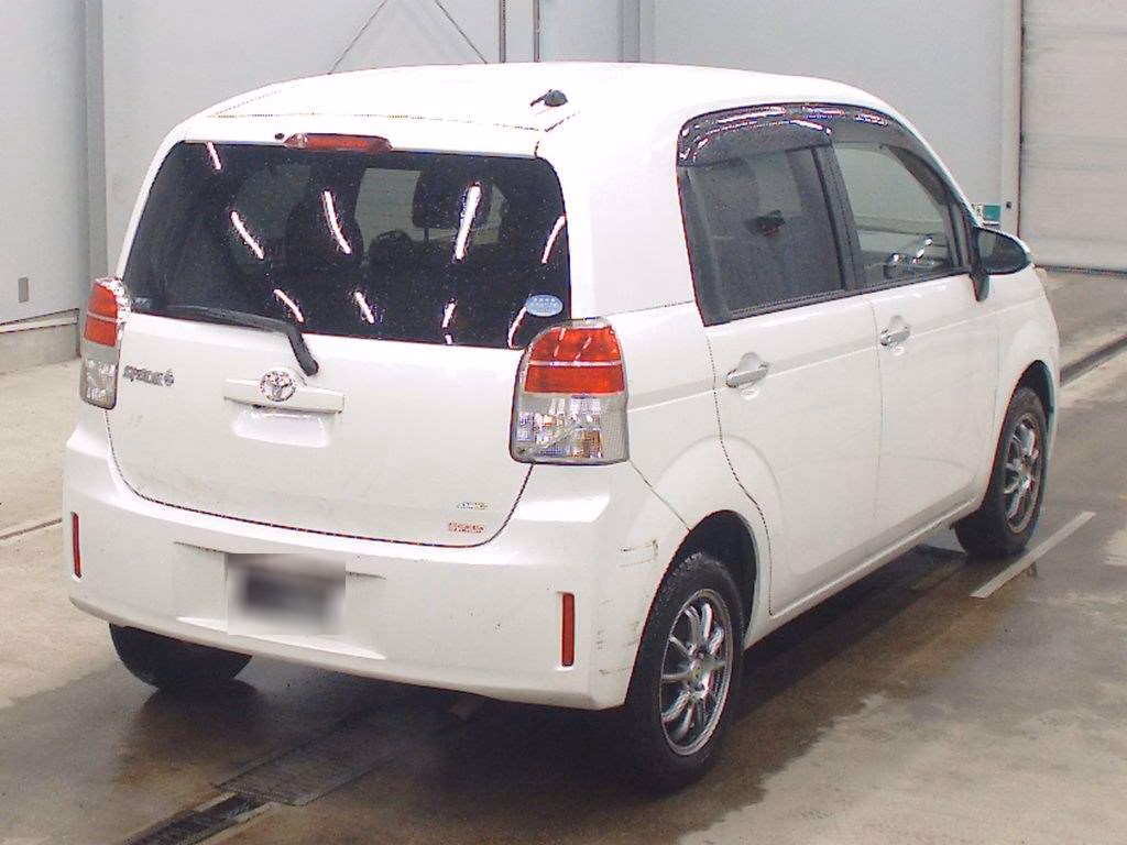 TOYOTA SPADE