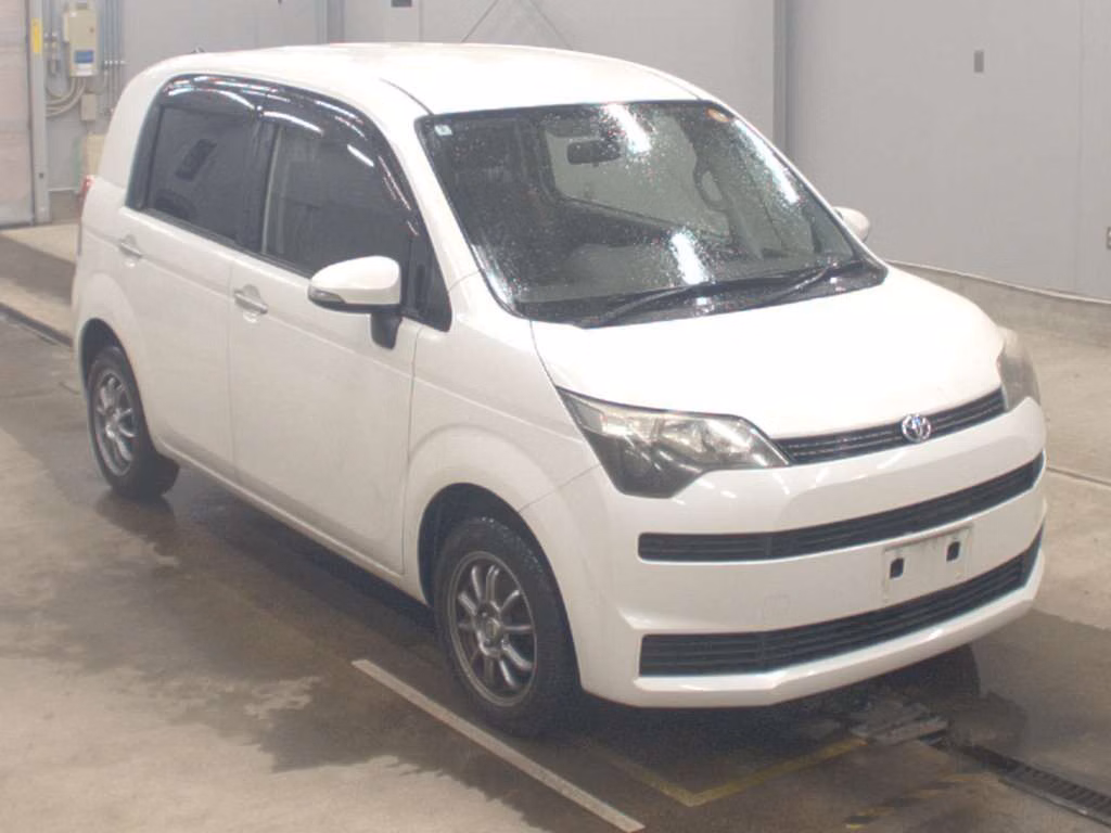 TOYOTA SPADE