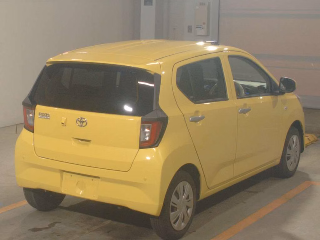 TOYOTA PIXIS EPOCH
