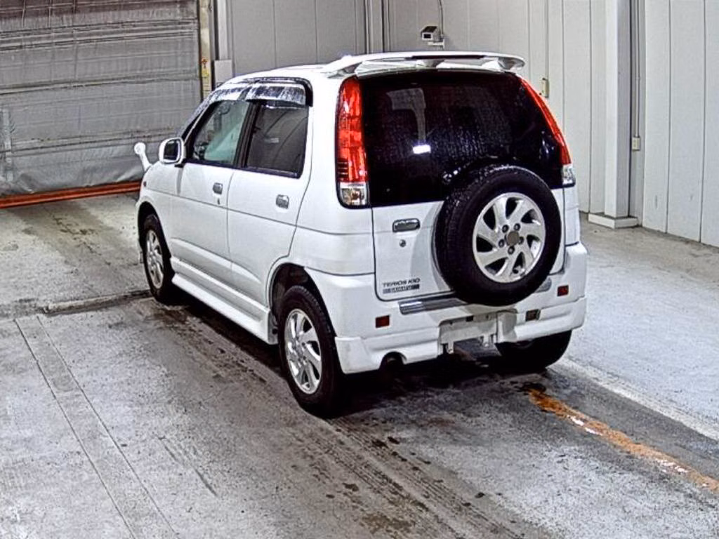 DAIHATSU TERIOS KID