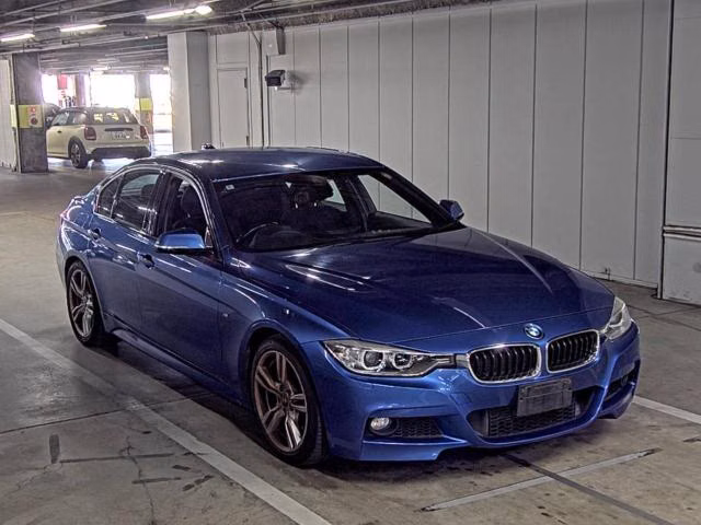 BMW 3-SERIES