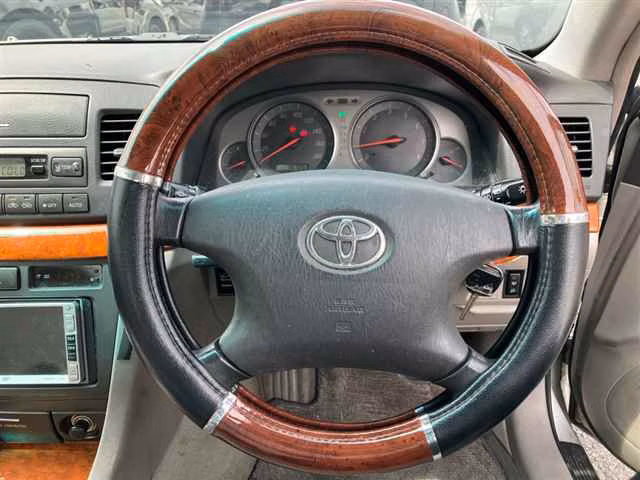 TOYOTA MARK II