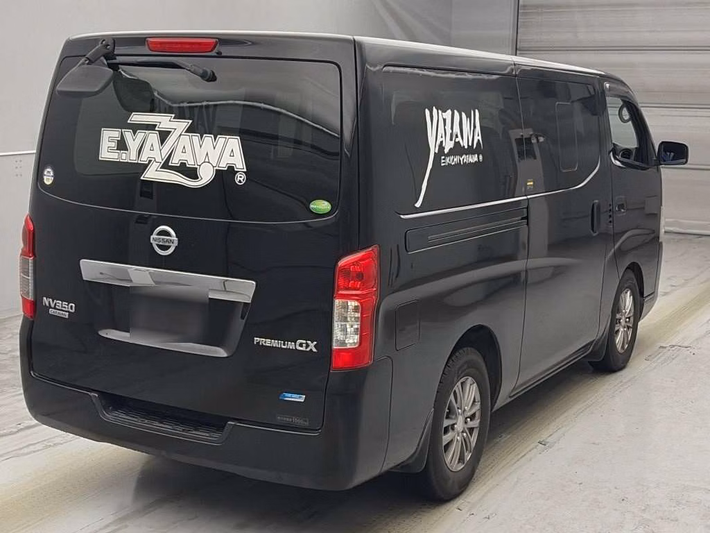 NISSAN NV350 CARAVAN