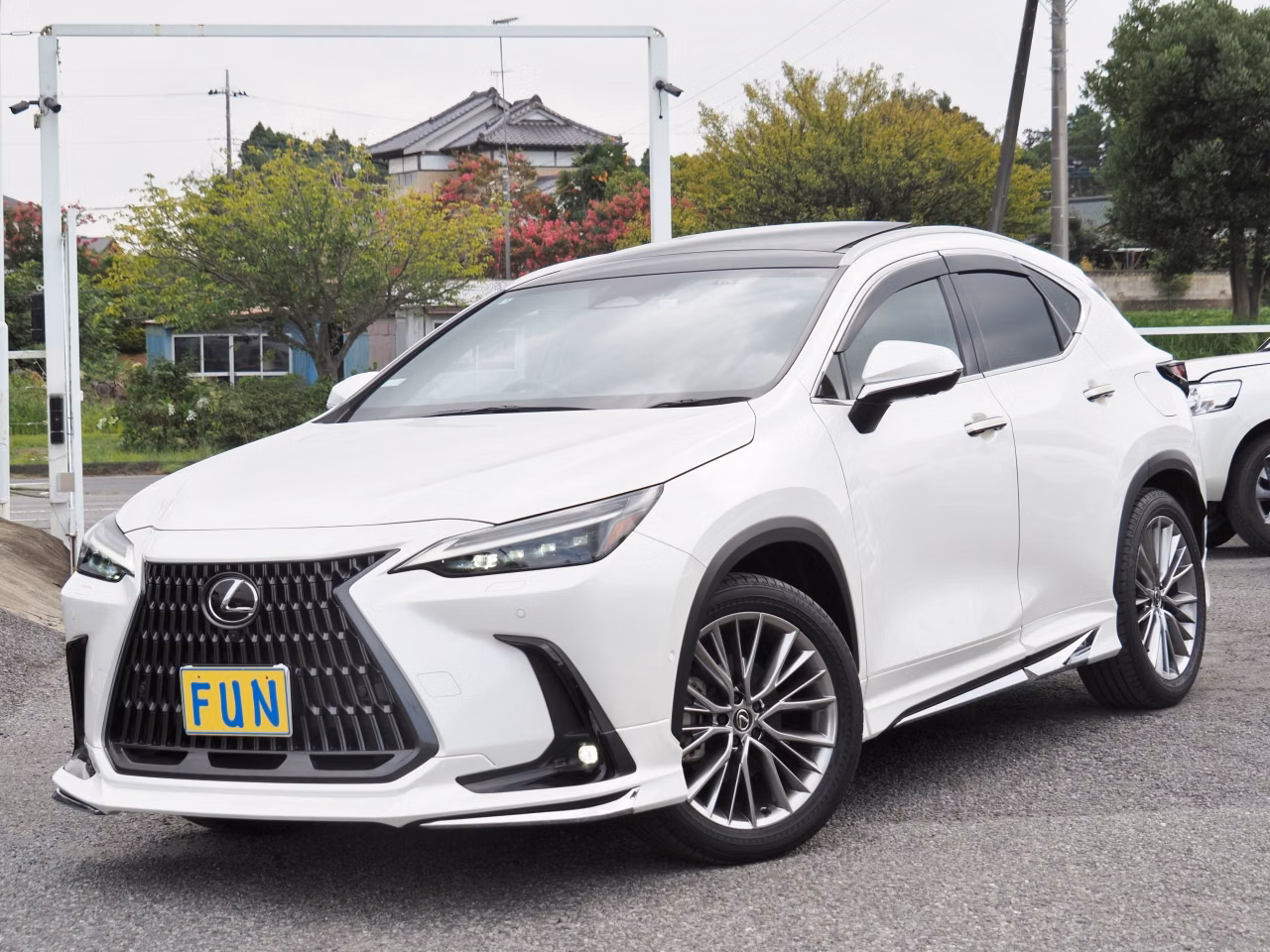 LEXUS NX350H