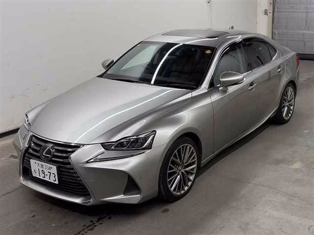 Lexus IS300h