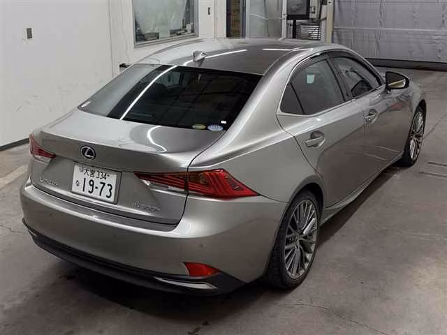 Lexus IS300h