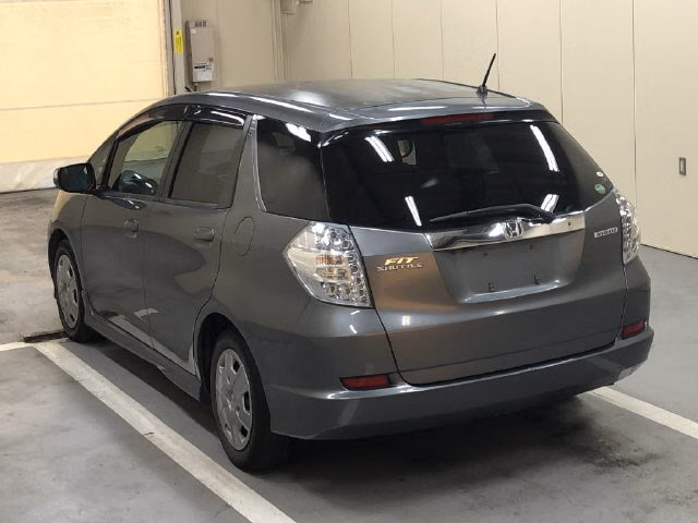 HONDA FIT SHUTTLE