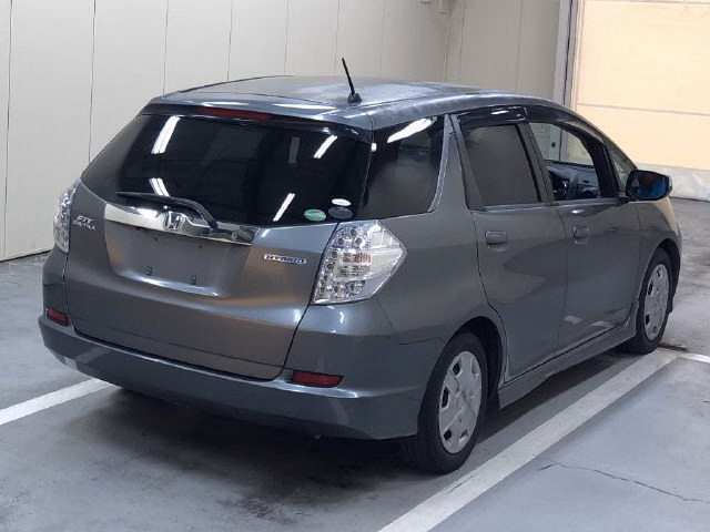 HONDA FIT SHUTTLE