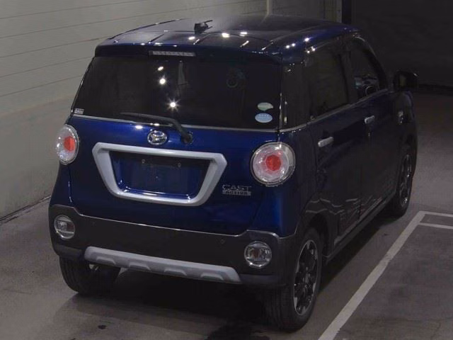 DAIHATSU CAST