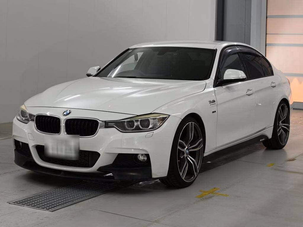BMW 3-SERIES