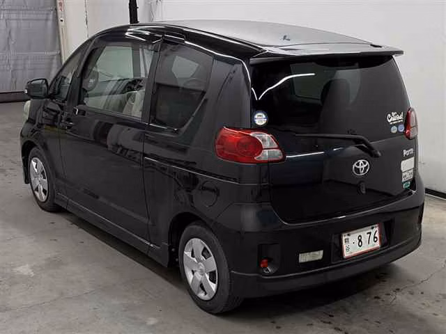 TOYOTA PORTE