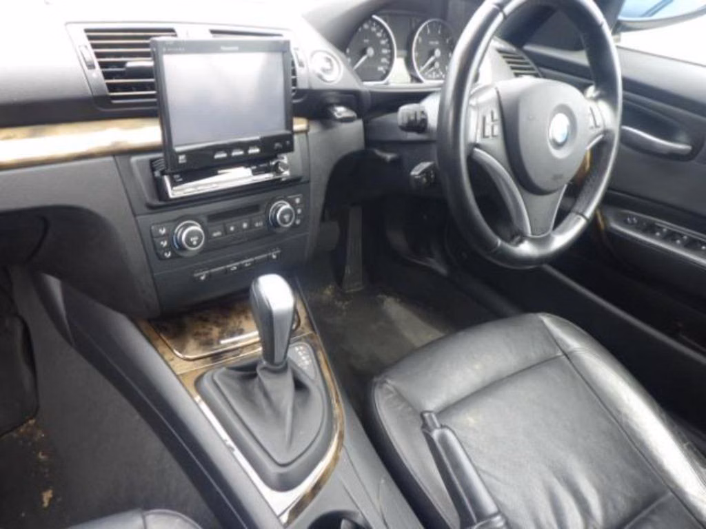 BMW 1-SERIES
