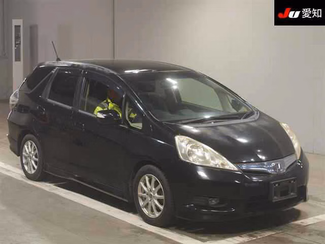 HONDA FIT SHUTTLE