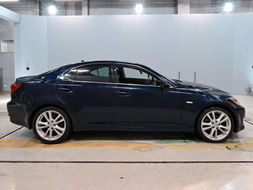 LEXUS IS250