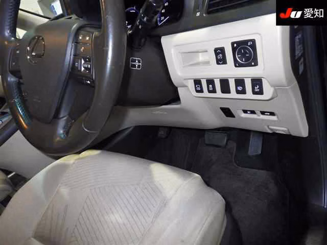 Lexus HS250h