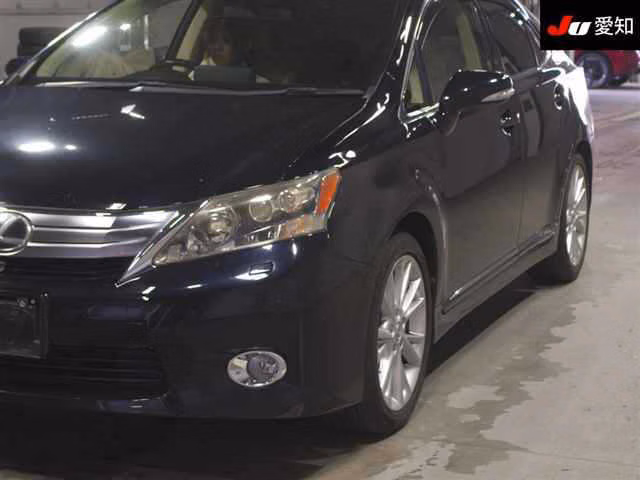 Lexus HS250h