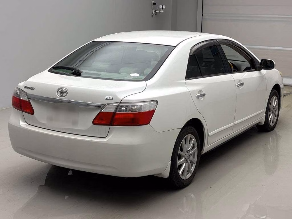 Toyota Premio