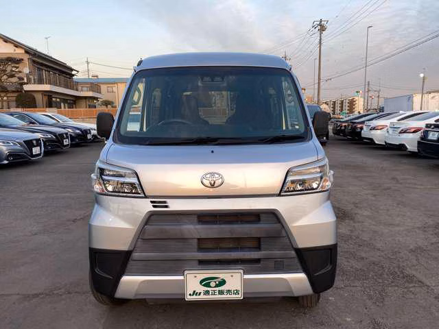 TOYOTA PIXIS VAN